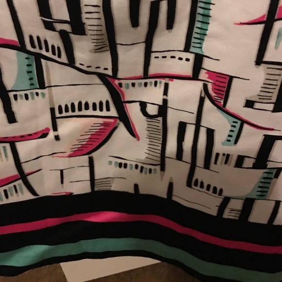 Skirt - Picture 2 of 6